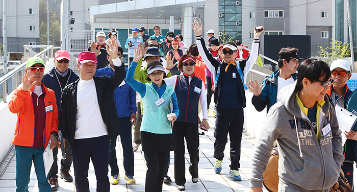 58년 개띠들은 역사의 현장에 있었다.