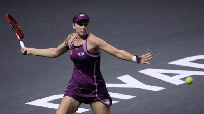 리바키나가 무패로 결승에 올랐다