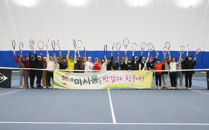 “우리는 잠시, 엄마가 아닌 나로 돌아갑니다” 미시몽 다시 ‘소녀’가 되는 날 기사 이미지